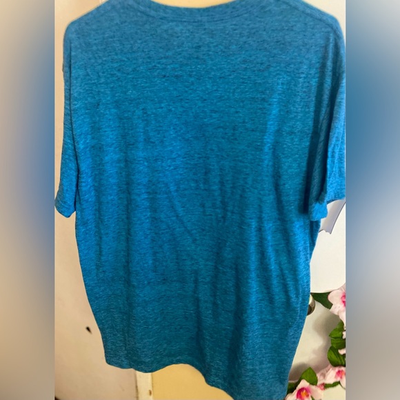 Disney Parks Busy Getting Dizzy tee sz Large - Picture 2 of 3